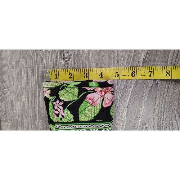 Vera Bradley Wallet‎ Green Black Botanical Tri Fold Clutch Retired Quilted - Picture 8 of 9